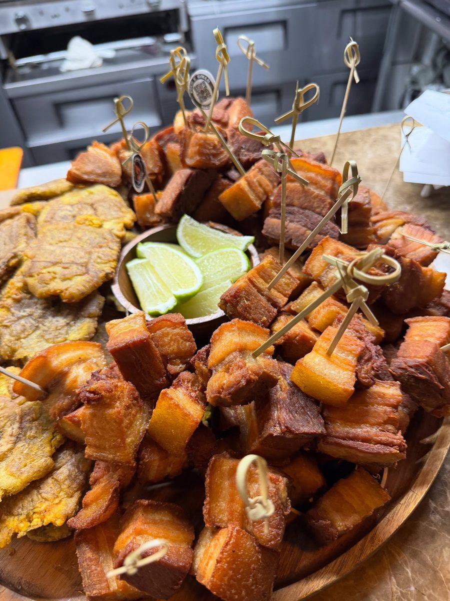 Chicharrón and tostones platter at Pico e Gallo BBQ